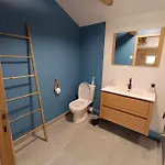 Apartment Avec Piscine Au Coeur De La Campagne Saint-Aulais-la-Chapelle